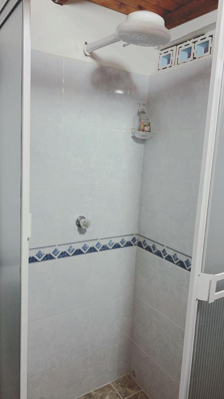 Habitacion Privada En Jardin Cerca Al Parque Hotel Bilik gambar